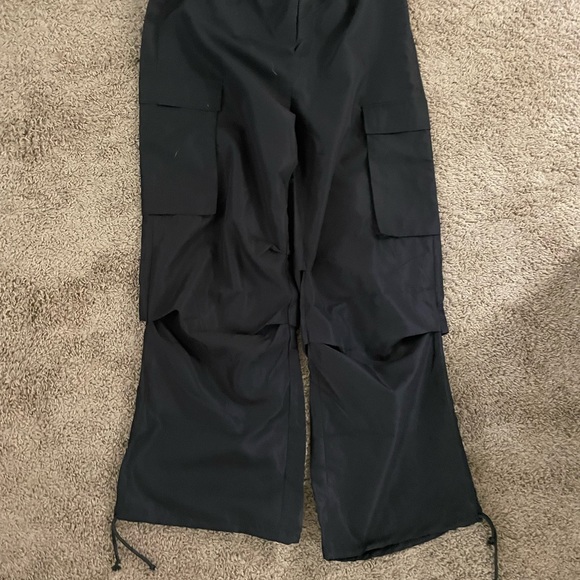 cargo pants - Picture 2 of 3